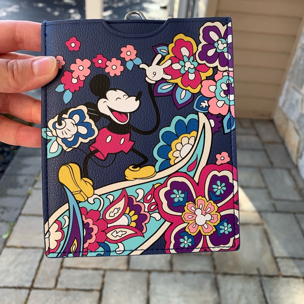 NWT Vera Bradley Disney collab passport wallet